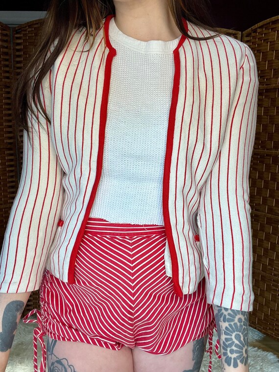 pinstripe red and white Gem