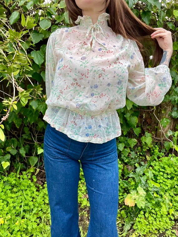 1970s Mister Marty Floral Balloon Sleeve Blouse - image 9