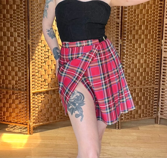 1990s Red Plaid Pleated Skirt - image 3