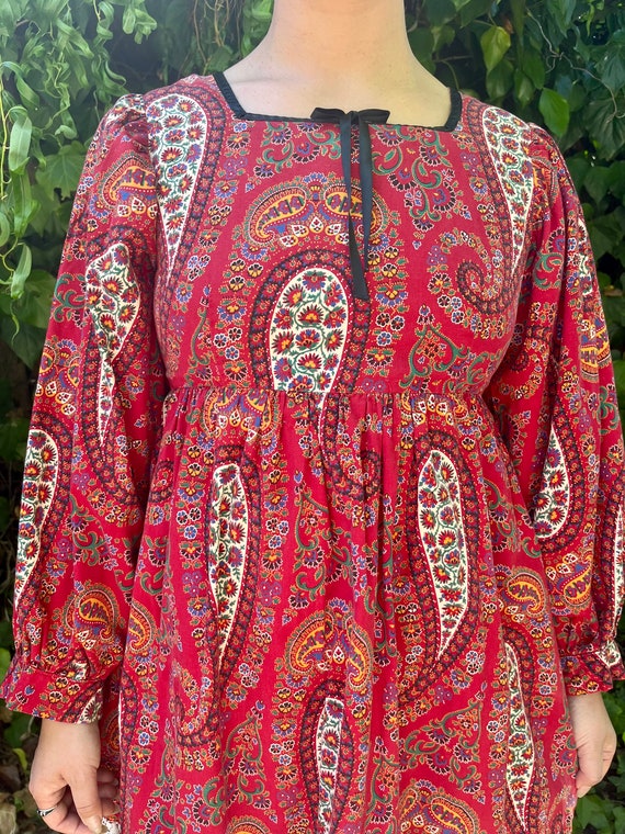1970s Red Paisley Prairie Dress - image 6
