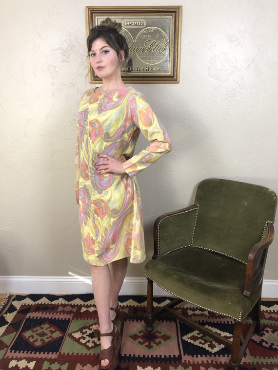 Medium 1960s pastel paisley dress - image 3