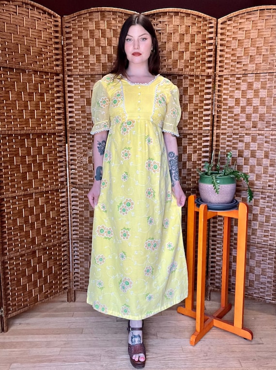 1960s Yellow Floral Maxi Dress - image 3