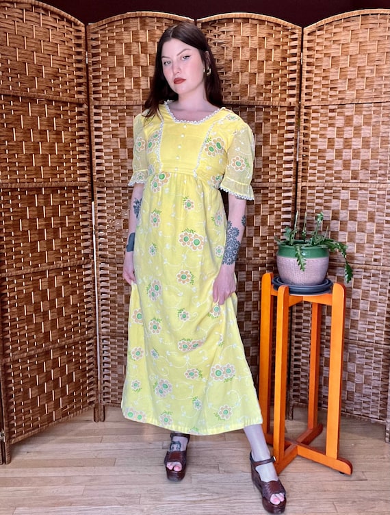 1960s Yellow Floral Maxi Dress - image 9