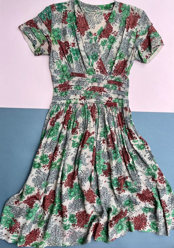 As Is 1940s Floral Rayon Dress - image 6