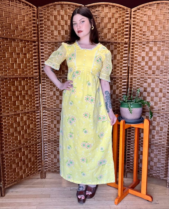 1960s Yellow Floral Maxi Dress - image 4