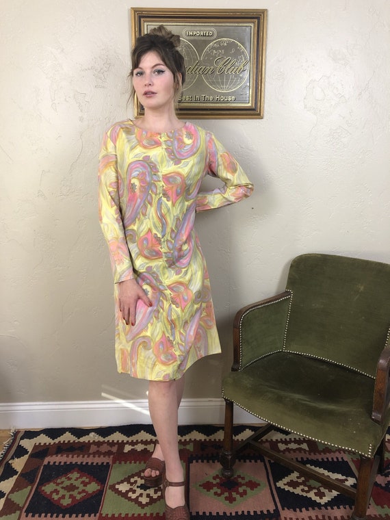 Medium 1960s pastel paisley dress - image 5