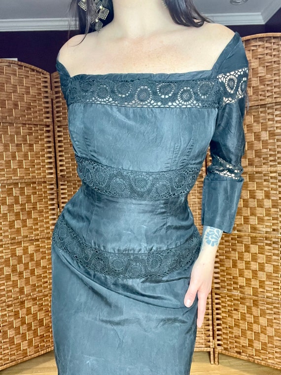 1960s Inky Black Wiggle Dress with Crochet Panels - image 3