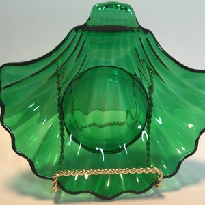 Vintage Anchor Hocking Shell-Shaped Dessert Bowls, Mid Century Forest Green Serving Bowls, Modern Green Glass Scalloped Dishes
