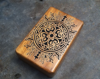 Ornamente Holzkiste - Holz Zigarettenetui - Geschenk für Männer - Geschenk für Papa - Geschenk für Sie - Geschenk Box