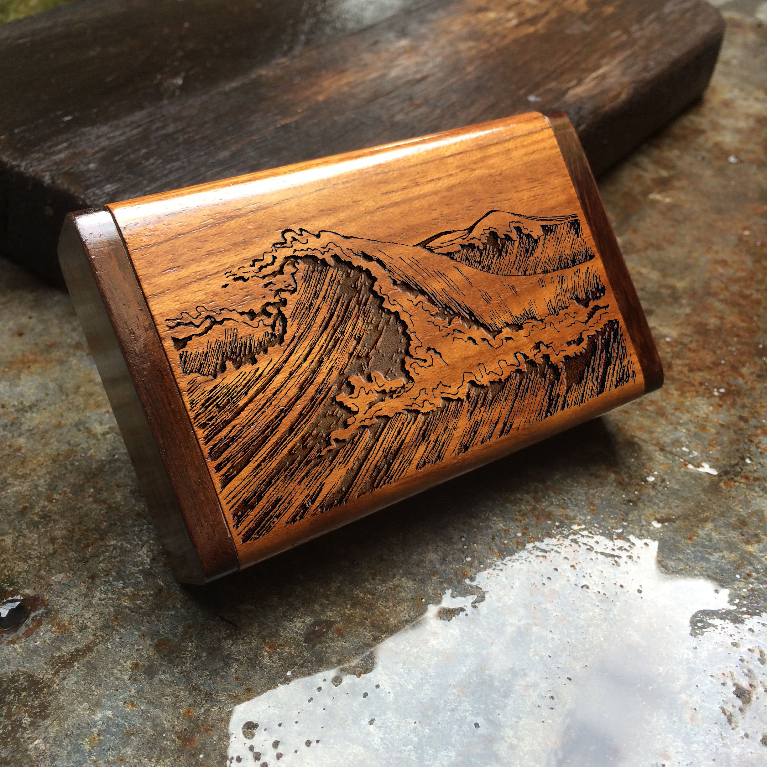 Engraved Teakwood Cigarette Case, Sea Waves Design, Personalized