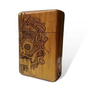Maschera balinese Portasigarette in legno di teak di Giava, Scatola per sigarette, Portasigarette