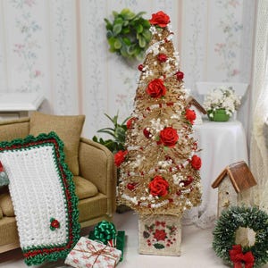 1 12 Scale Christmas Tree, Dollhouse Miniatures, 5 1/2 Inch Tall, Bottle Brush Christmas Tree, Dolls House Artisan Holiday Decorations