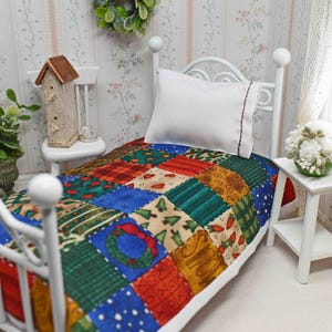 Single-Twin Size Dollhouse Bedding, 1 12 Scale, 3 Piece Bed Quilt, Mini Bed Pillow, Miniature Comforter, Dolls House Blanket, Mini Bedspread