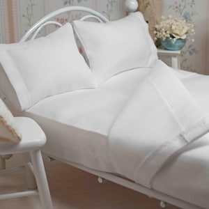 White Dollhouse Sheets, 6 Piece Fitted Sheet & Pillow Set, 1 12 Scale Full Size Double Bed Linen, Dolls House Bedding, Tiny Scrooge Display