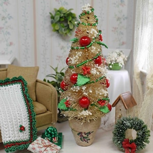 Miniature 5 1/2 Inch Decorated Christmas Tree, Dollhouse Home Interior, 1 12 Scale Holiday Decorations, Mini Bottle Brush Christmas Tree