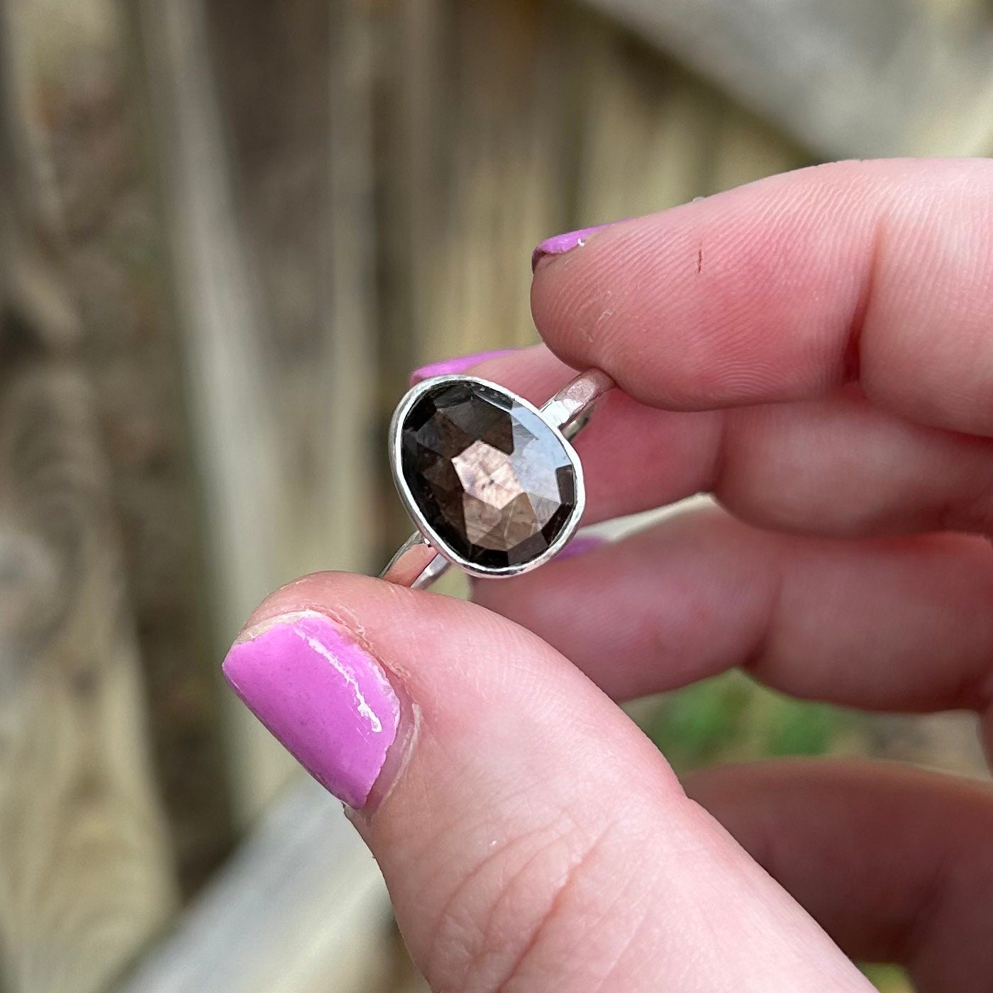 Chocolate on sale sapphire ring