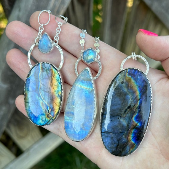 Buy Rainbow Moonstone Statement Necklace Rainbow Moonstone Pendant Sterling Silver Moonstone Necklace Statement Rainbow Moonstone Necklace Online in India Etsy