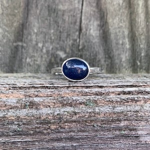 Blue Sapphire Sterling Silver Stack Ring - Sapphire Ring - September Birthstone Ring - Dark Blue Ring - Oval Sapphire Ring-Hammered Band