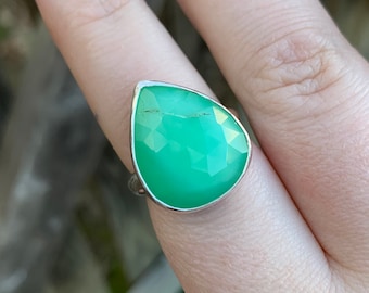 Chrysoprase Sterling Silver Ring - Statement Chrysoprase Ring - Teardrop Chrysoprase Ring - Green Chrysoprase Ring - Chrysoprase Jewelry