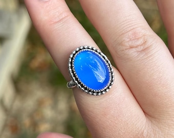 Anillo de calcedonia azul - Anillo azul brillante - Calcedonia - Plata de ley - Anillo azul - Anillo de piedras preciosas - Azul - Anillo de verano - Calcedonia azul