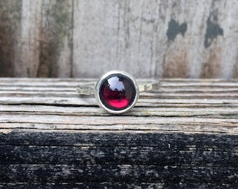 Garnet Ring - Garnet Stacking Ring - Sterling Silver - Red - Gemstone Ring - January Birthstone - Red Ring - Nature - Hammered - Bezel Ring