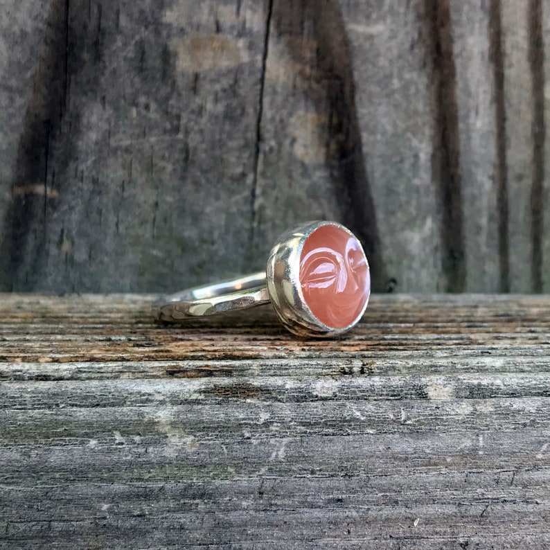 Peach Moonstone Moon Ring Carved Moon Face Ring Moon Ring Peach Moonstone Ring Sterling Silver Sleepy Moon Face Ring Moonstones image 4