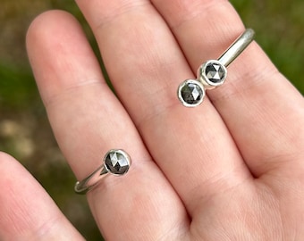 Bracciale rigido con diamanti di taglia media - Bracciale rigido con diamanti sale e pepe triplo - Gioielli con diamanti - Bracciale con diamanti - Diamanti neri