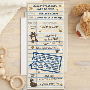 Bibliothekskarte Babypartyeinladungen - Blauer Junge Geek Nerd Babyparty - Teddybär Mond Sterne Bauen Sie eine Bibliothek - Bücherwurm Thema Babyparty