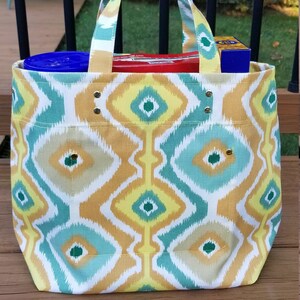 Mall City Market Assistant Bag