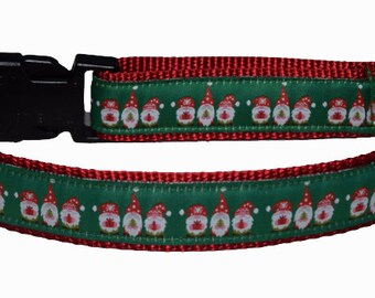 Dog Collar, Gnome Christmas (Sizes: Medium to X Large)