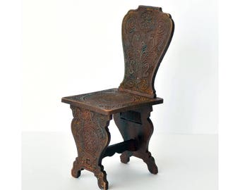 Hall Chair - dollhouse miniature kit 1:12