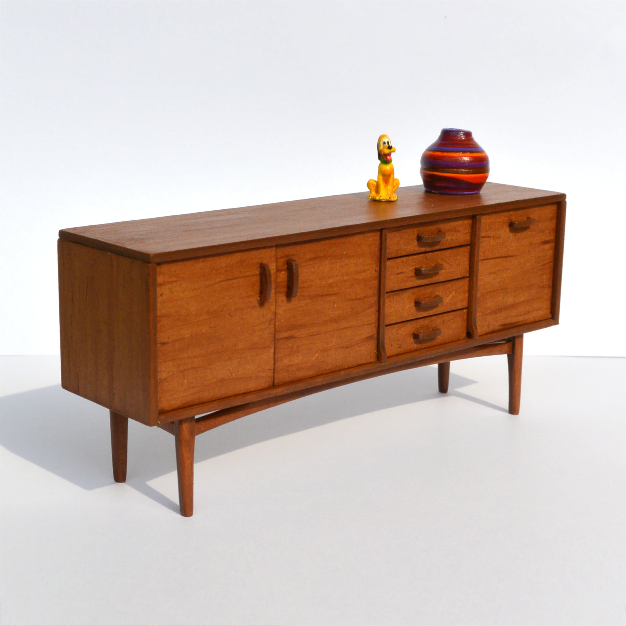 Credenza bassa vintage impiallacciata in teak, Danimarca 1960