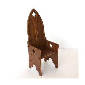 Gothic Chair dollhouse miniature kit 1:12 Tudor