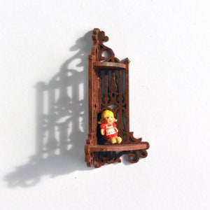 Victorian Corner Wall Rack dollhouse miniature kit 1:12