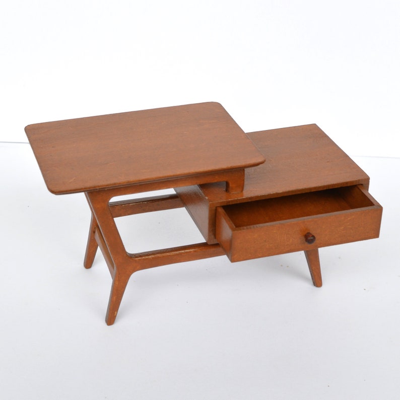 1950's TV Table / Side Table dollhouse miniature furniture kit 1:12 image 6