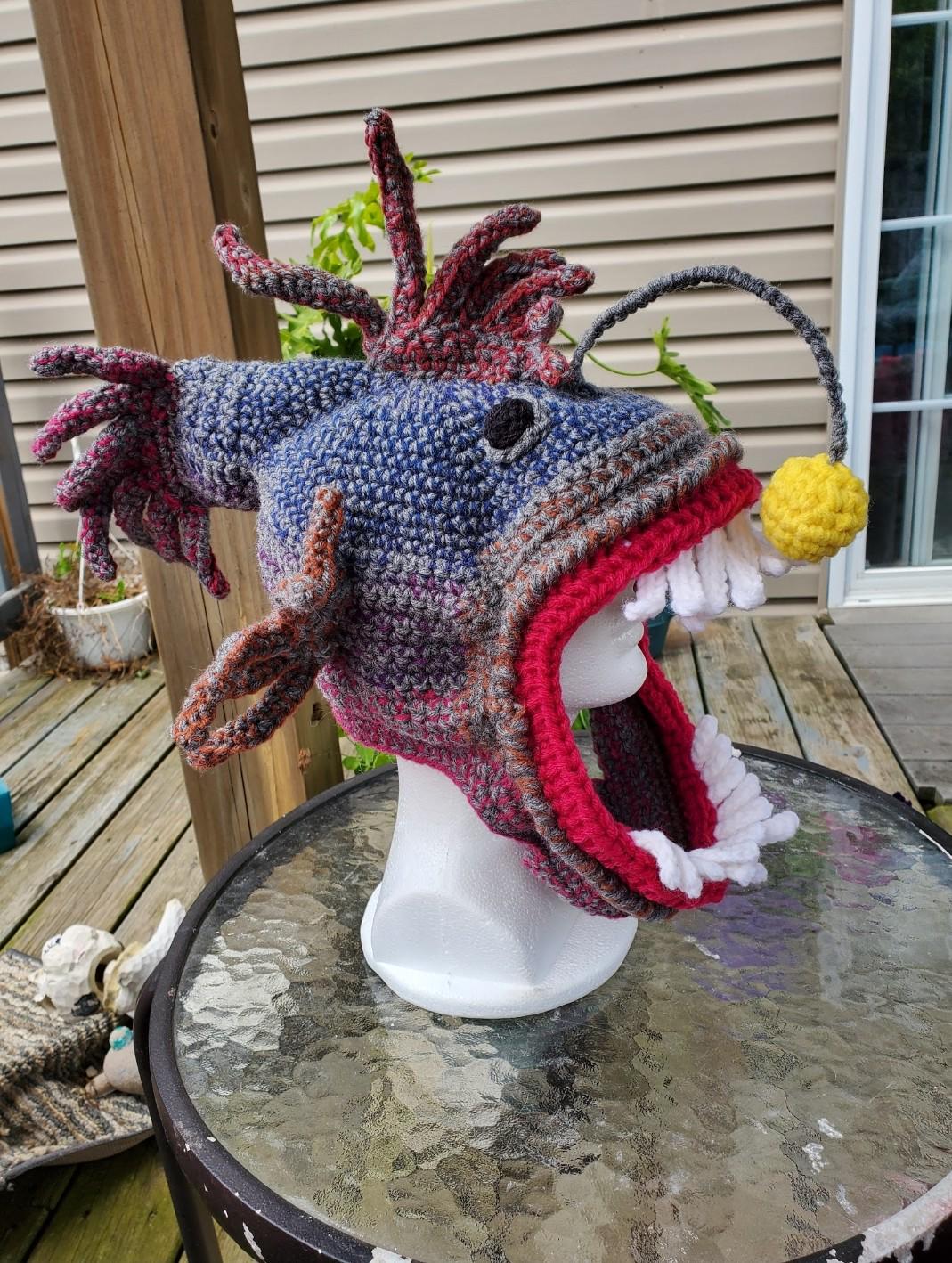 Halloween Party Hat Light Up Angler - Glowing Deep Sea Creature Mask With  Moving Tentacle Fish Costume Hat, image size:1069x1418