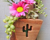 Small cactus planter - Air plant holder - Succulent - Reclaimed wood wall hanging planter - Rustic - Vertical planter - Indoor - Outdoor