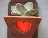 Small succulent planter - Air plant holder - Reclaimed wood wall hanging planter - Rustic - Wall decor - Vertical garden - Indoor - Outdoor