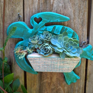 Turtle Wall hanging  vertical  garden repurposed fence board Succulent Garden planter - Perfect for succulents!