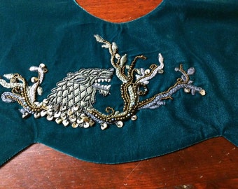 Sansa Stark inspired teal velvet dress with detachable beaded wolf embroidered collar, season 6 cosplay, medieval costume