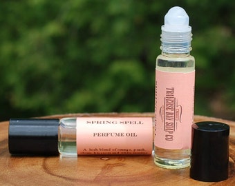 Sandalwood Vanilla Perfume Oil. Sensual sandalwood is blended with creamy vanilla. A sweet, exotic treat!  Roll on perfume oil.