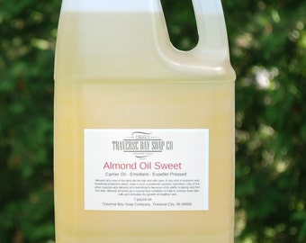Sweet almond oil . 7 pounds,   Soap making, lotion, creams, massage oil, bath, beauty, lip balm