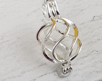 Cage Pentant, Filigree Cage Pendant #1