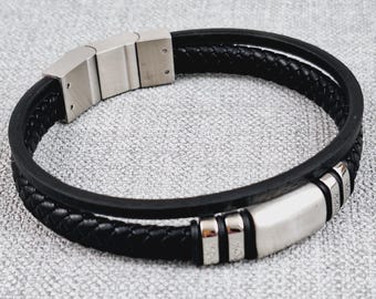 1980s .ar leather coating 2連 bracelet il_340x270.6364337840_f7yn.jpg