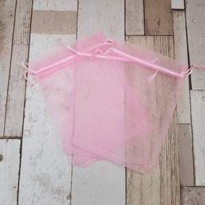 20 x Medium Wedding Favor Organza, Voile Bags 5x7 inches Baby Pink Gift Bags Drawstring Pouches Party Bags Pack Of 20