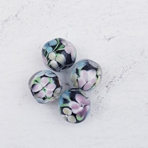 4 x 10mm Round Flower Beads, Lampwork Beads B117