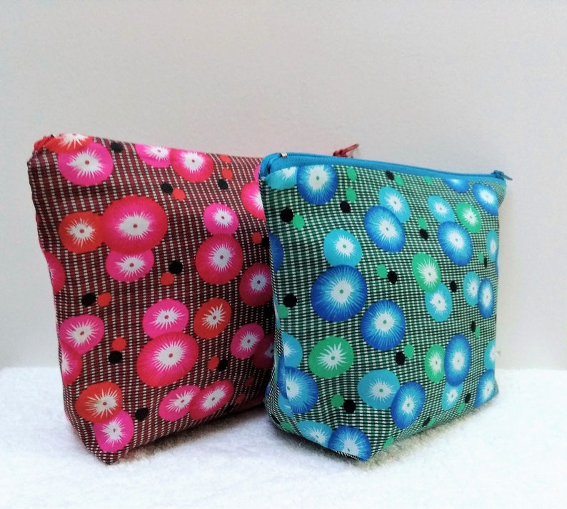 Make-up kit pocket storage masks in cotton blue or red poppies