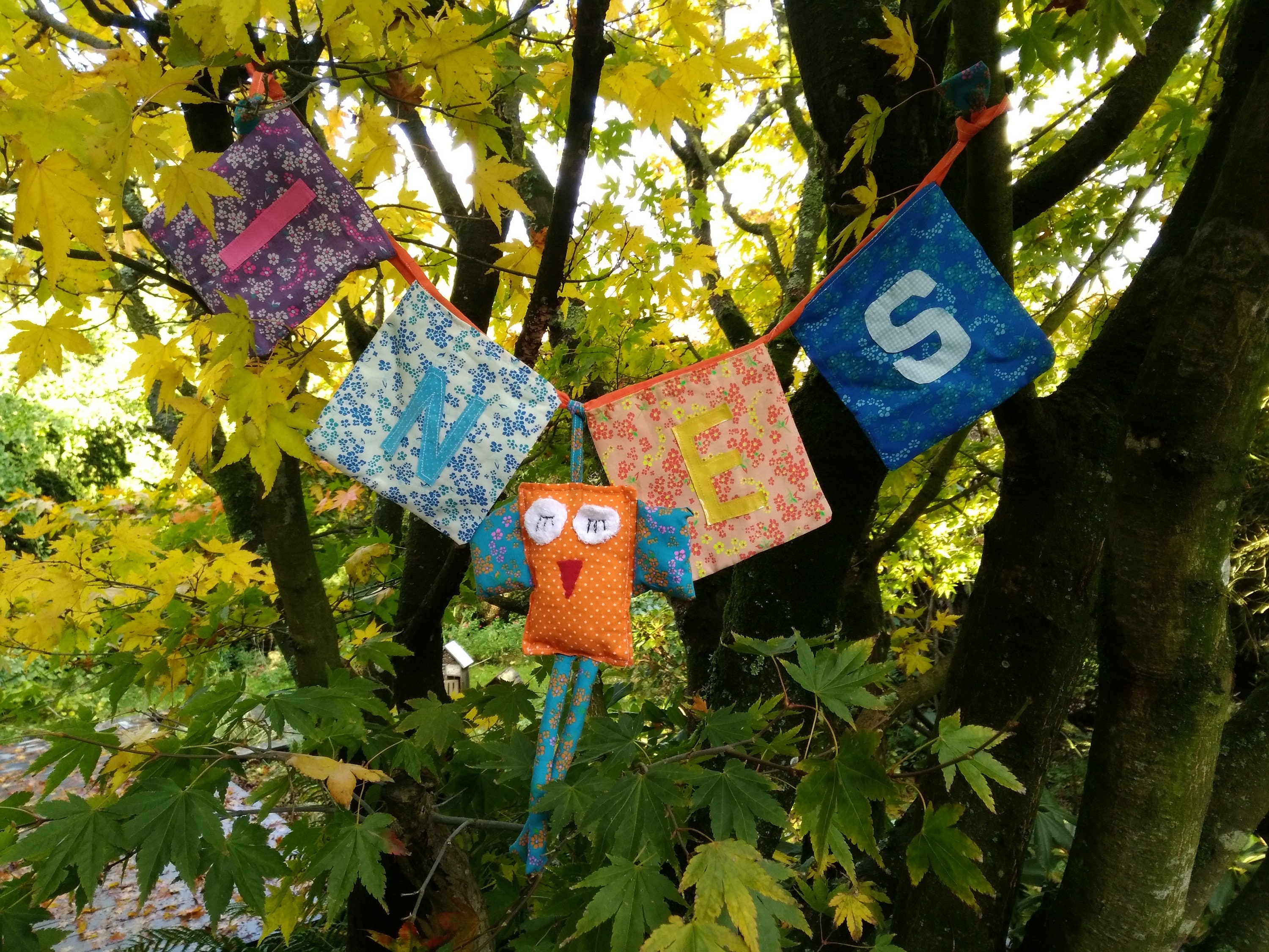 Guirlande de Sacs Multicolores Au Prénom L'enfant, Cadeau Naissance sur Commande