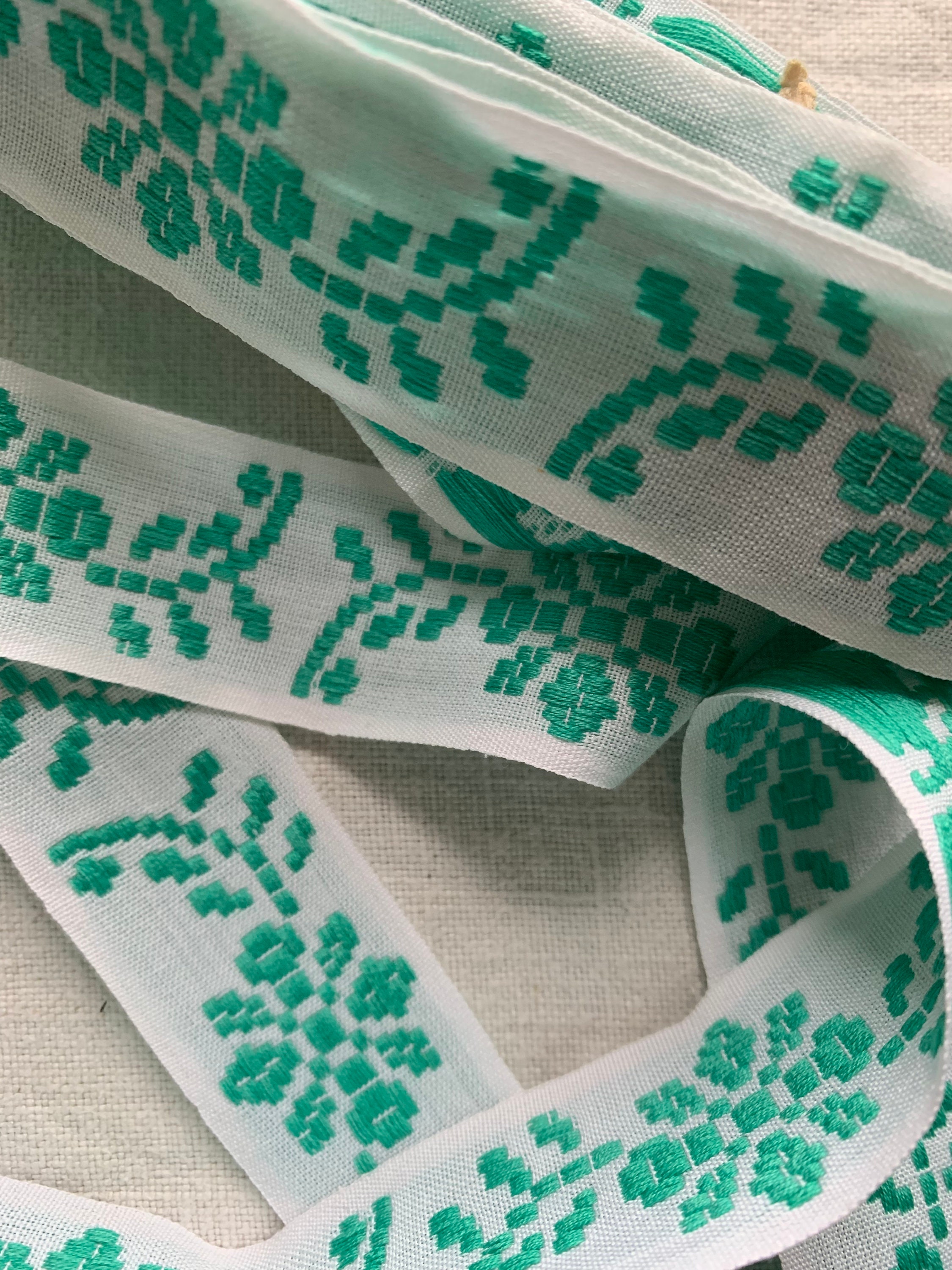 Galon Jacquard vintage écru ,vert et bleu