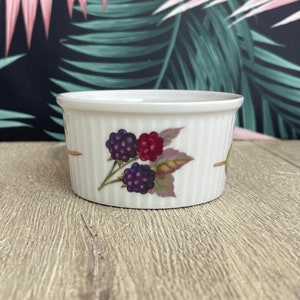 Royal Worcester Evesham porcelain ramekin or custard cup with fruit pattern